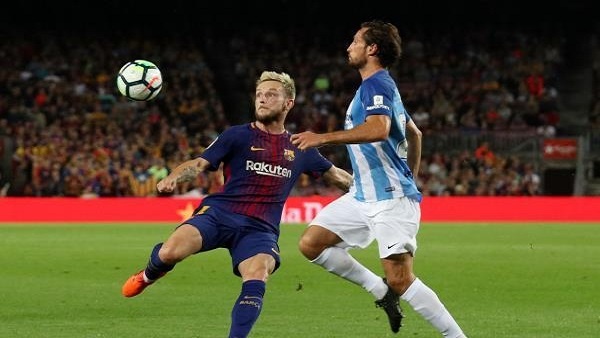 برشلونة يتجاوز متذيل الترتيب بهدفين نظيفين