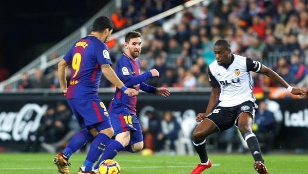 التعادل سيد الموقف في مواجهة برشلونة وفالنسيا