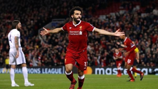 فريق إسباني يرغب بضم صلاح في الشتاء