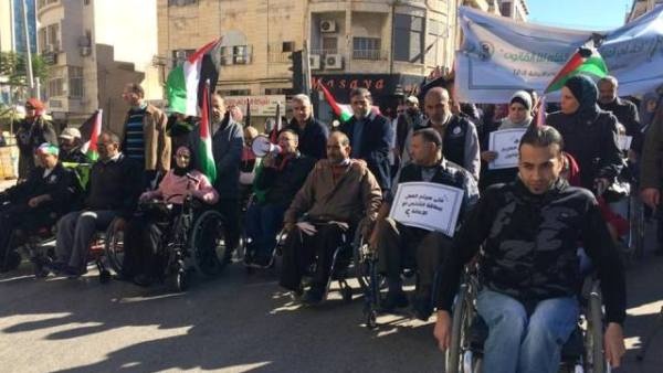 نابلس : مسيرة في اليوم العالمي لذوي الاعاقة