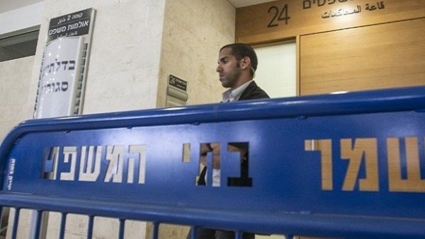 الافراج عن رئيس لجنة أهالي أسرى القدس بكفالة مالية