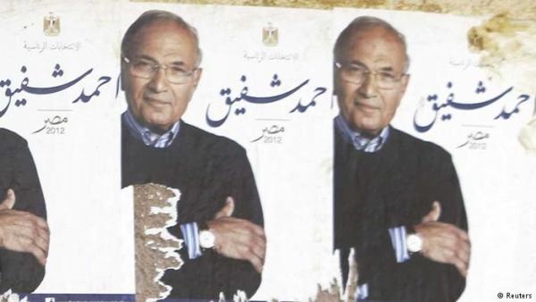 أسرة أحمد شفيق: لا نعرف مكانه بعد عودته لمصر