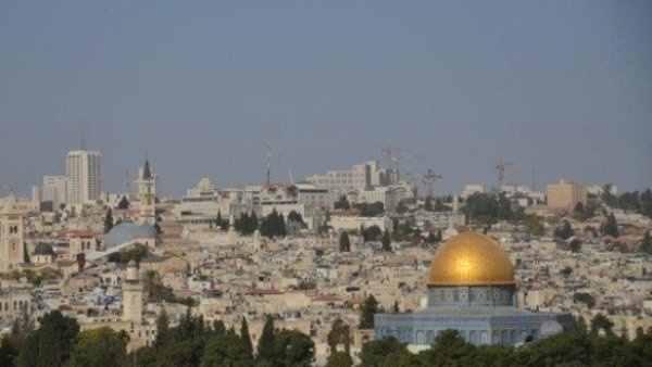 حكومة الاحتلال تصادق على فصل شعفاط وكفر عقب عن القدس