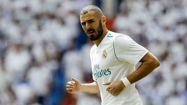 مطالبات داخل النادي الملكي برحيل بنزيما