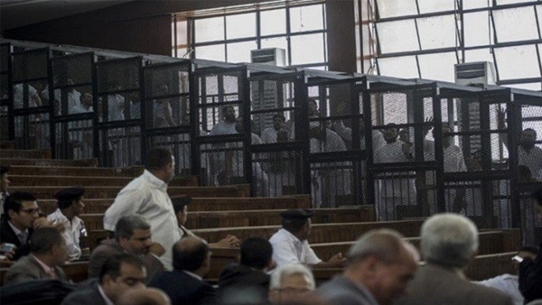 مصر تحيل 21 من خلية دمياط للمفتي تمهيدا لإعدامهم