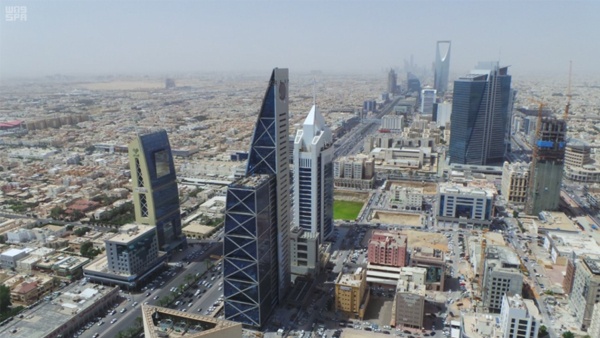 السعودية تعترض صاروخا باليستيا في سماء الرياض