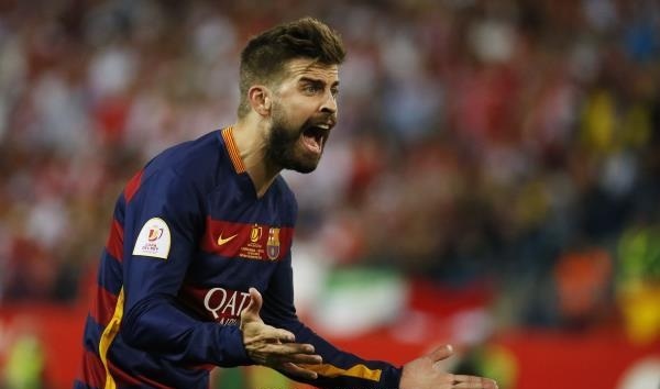 ريـال مدريد يدرس التصعيد ضد تصريحات بيكيه