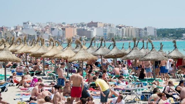أماكن السياحة العالمية - تنافسٌ أم حظوظ عاثرة؟!