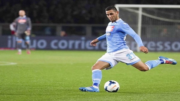 أتلتيكو مدريد يسعى لضم الظهير الجزائري في الصيف القادم
