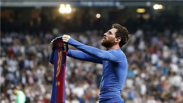 برشلونة يقرر تكريم ميسي على هدفه القاتل في مدريد