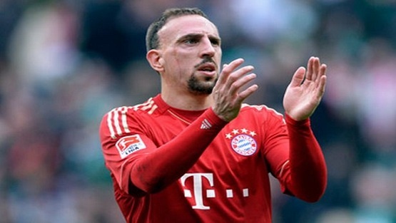 ريبيري يسخر من حكم مباراة البارين وريـال مدريد