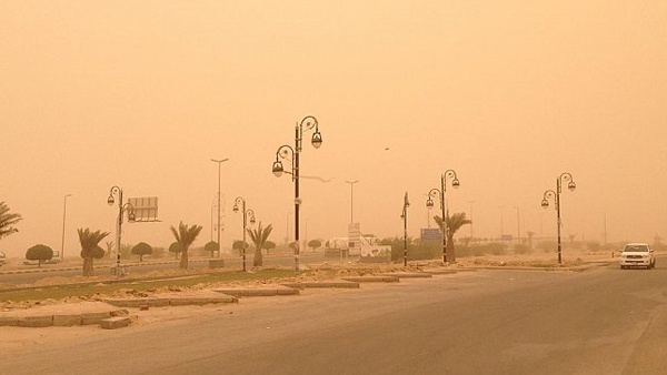 موجة غبار تغطي سماء الرياض