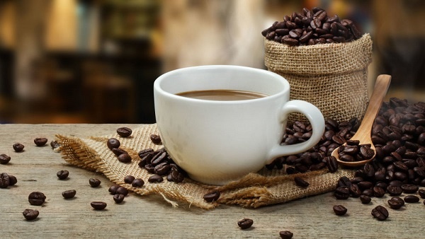 هاتف محمول يحضر القهوة.. صورة