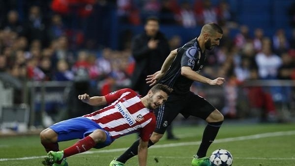 بنزيما يوضح متطلبات اللعب مع ريـال مدريد