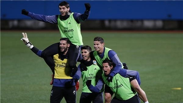 تأجيل الإعلان عن صفقة انتقال نجم مدريد