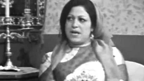 الموت يغيب الفنانة السورية القديرة نجاح حفيظ