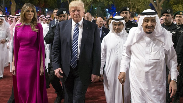 العاهل السعودي: آفاق إيجابية للقمة الإسلامية الأميركية