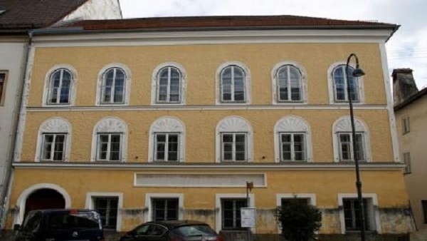مالكة منزل هتلر تتحدى الحكومة النمساوية