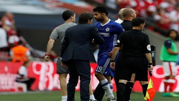 كونتي مطالب بالاعتذار لـ تشيلسي بسبب كوستا