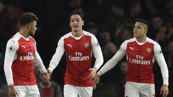 لاعب الأرسنال مطلوب في ليفربول