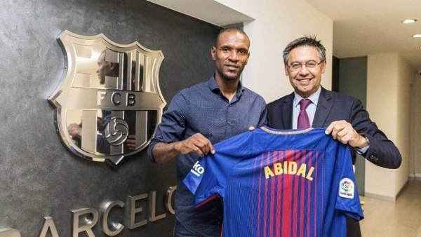 أبيدال يعود إلى برشلونة كإداري