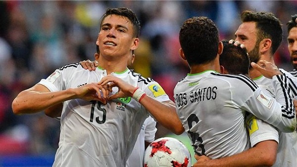 الفيفا يحذر المنتخب المكسيكي بسبب جماهيره