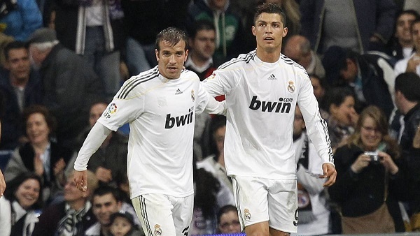 لاعب مدريد السابق: أنا أفضل من رونالدو