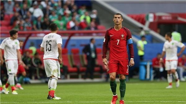 رونالدو يخالف بروتوكول "الفيفا"