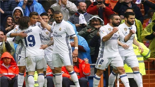 ريـال مدريد يكشف عن قميصه الجديد.. صورة