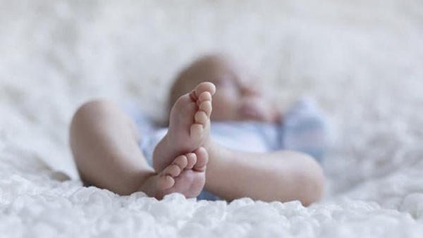 دراسة: بدانة الأم تسبب عيوباً خلقية للمواليد