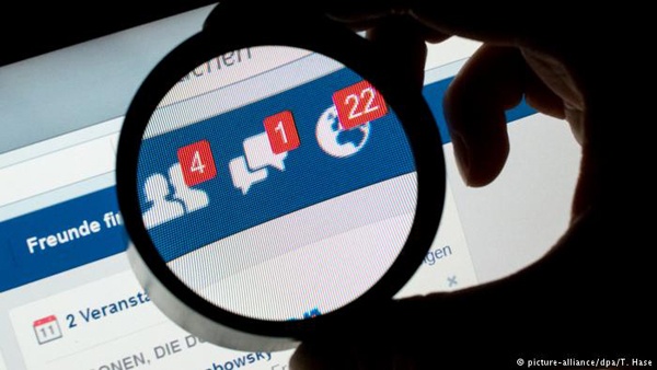 الآباء لا يرثون حسابات الفيسبوك الخاصة بأبنائهم المتوفين