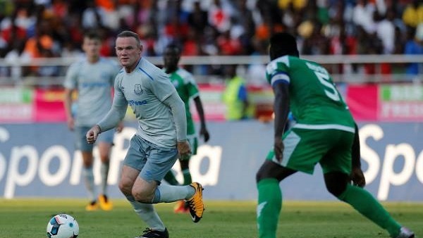 جماهير مانشستر يونايتد غاضبة من روني