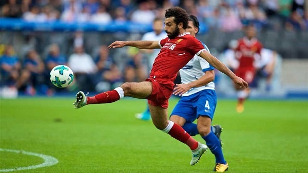مدافع ليفربول بشيد بزميله صلاح