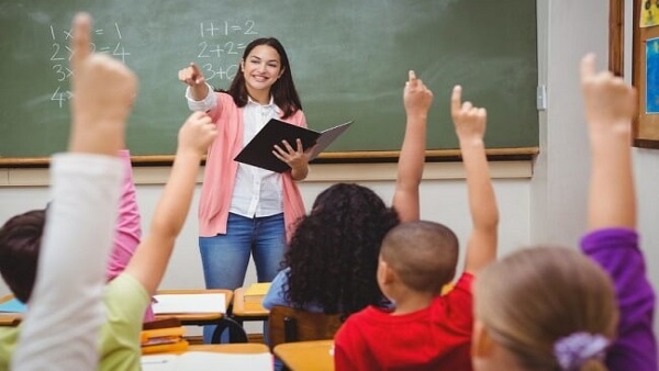 لماذا لا ينطلق العام الدراسي بداية السنة الميلادية؟