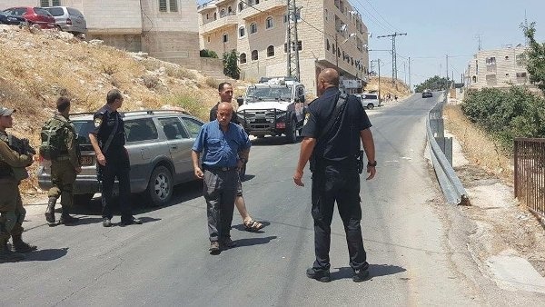 إصابة طفلة دهسها مستوطن شرق الخليل