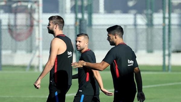 لاعب مدريد السابق عرض خدماته على برشلونة