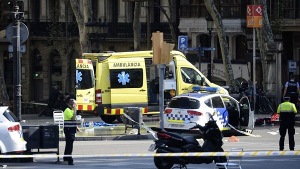 13 قتيلاً وعشرات الجرحى بعملية دهس في برشلونة