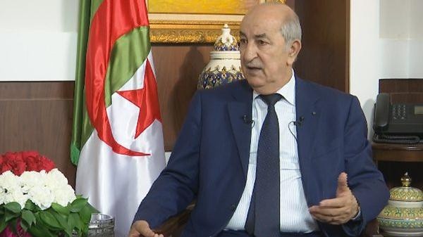 الجزائر: إقالة رئيس الوزراء بعد 83 يوماً من تعيينه