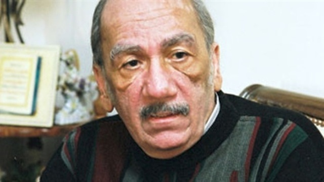 وفاة الكاتب المصري محفوظ عبد الرحمن