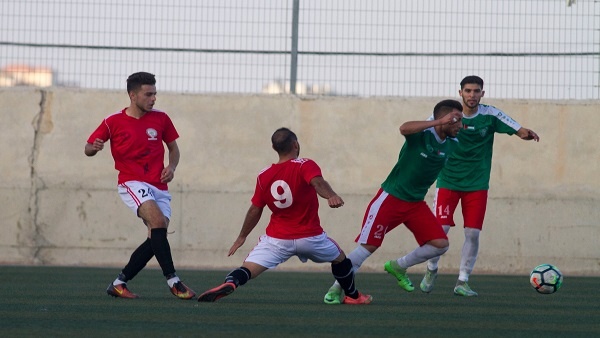 الأمعري يواصل مزاحمة الأبناء على الصدارة