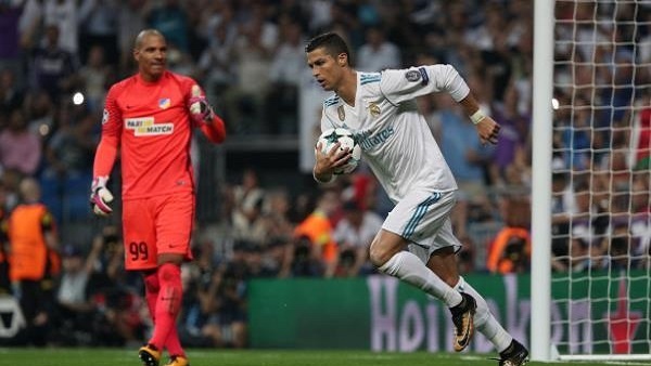 رونالدو يقود الملكي لتحقيق انتصار بدوري الأبطال