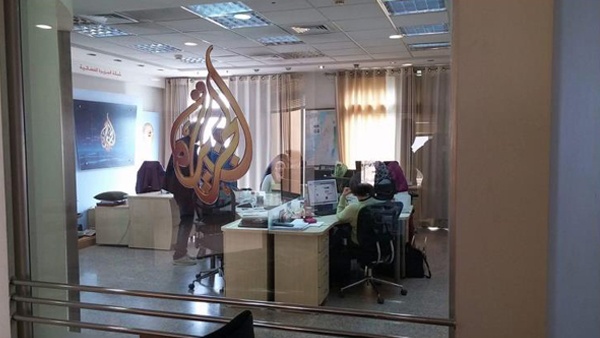 نتنياهو يطلب بمواصلة إجراءات اغلاق مكتب الجزيرة