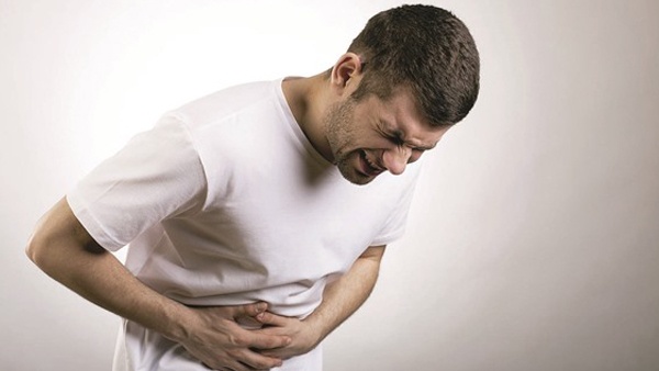 أطعمة تضر بجهازك الهضمي