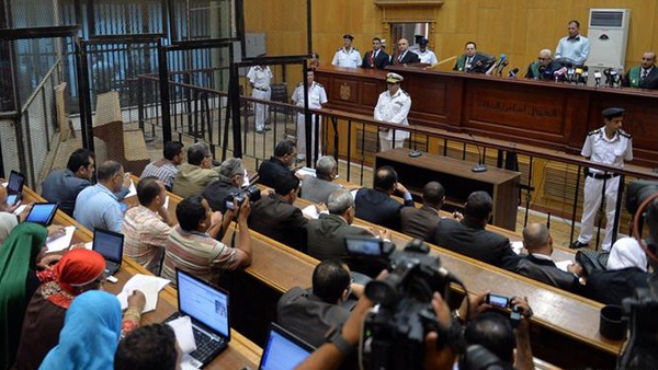 محكمة مصرية تحيل أوراق 11 متهماً للمفتي