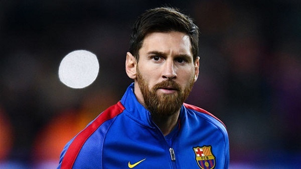 ميسي ينصح زميله بالرحيل عن برشلونة