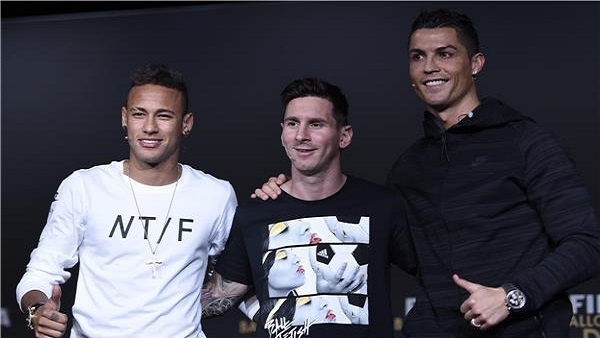 رئيس ريـال مدريد السابق يتهم بيريز بإهانة رونالدو
