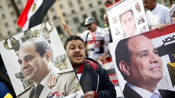 مصر تترقب مرشحا لمواجهة السيسي