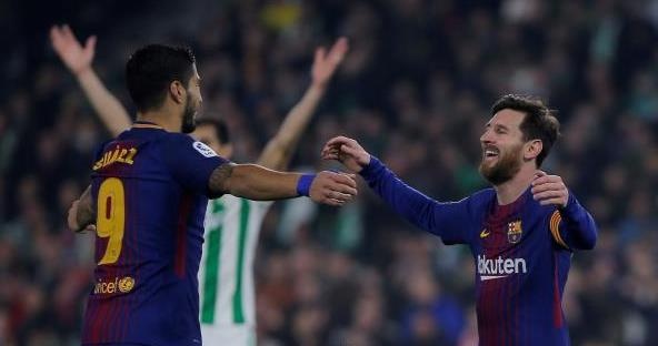 برشلونة ينتصر على بيتيس ويبتعد بالصدارة