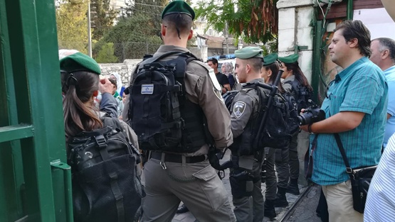 القدس: الاحتلال يمنع احتفالاً بذكرى وفاة حسني الأشهب