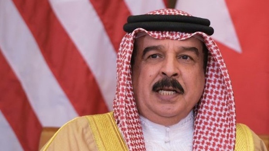 بعد عُمان.. هل يزور نتنياهو البحرين؟